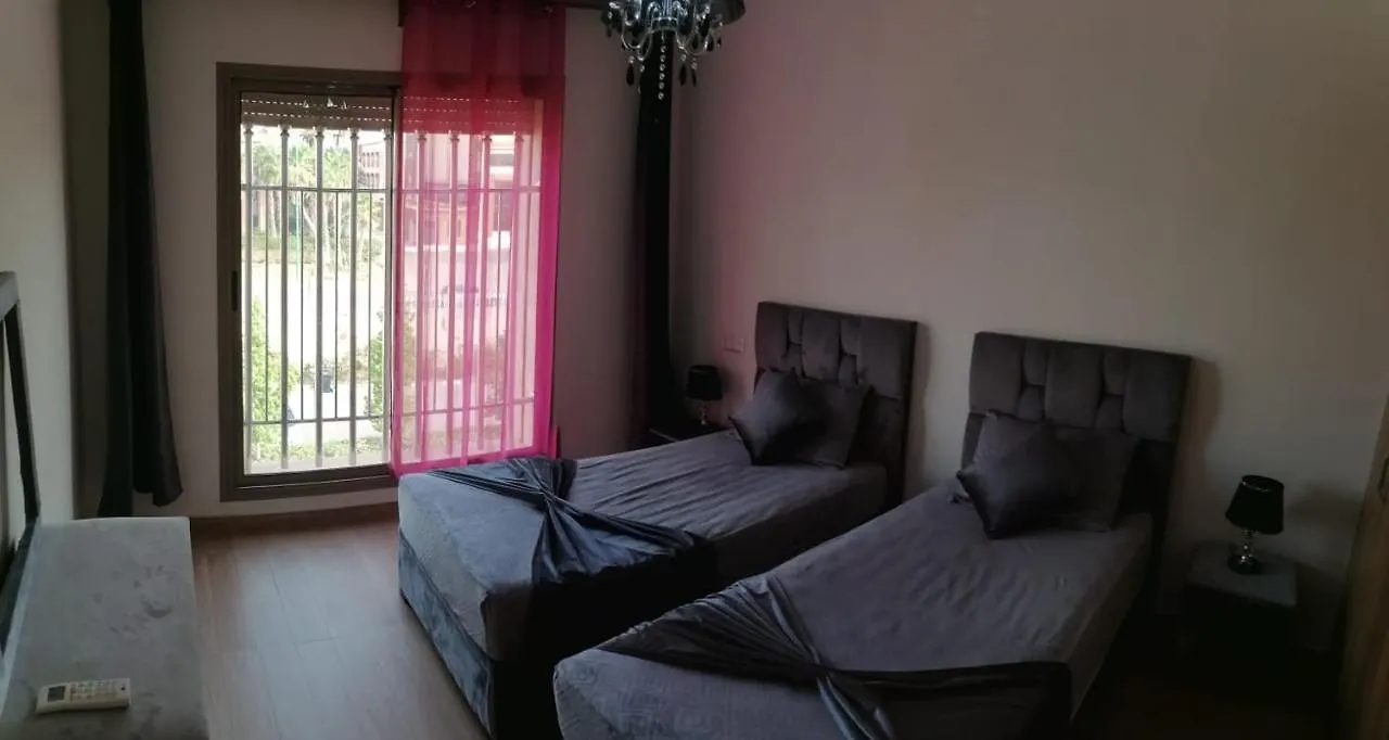Un Appartement Avec Piscine A Marrakech Marrakesh Morocco